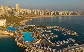 فندق موڤنبيك بيروت